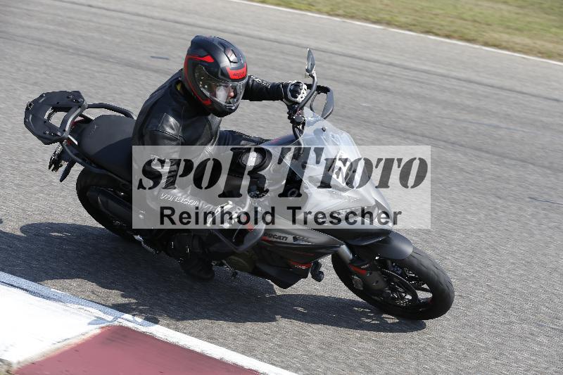 /49 26.08.2025 Cornu Master School ADR/gruen-vert/25